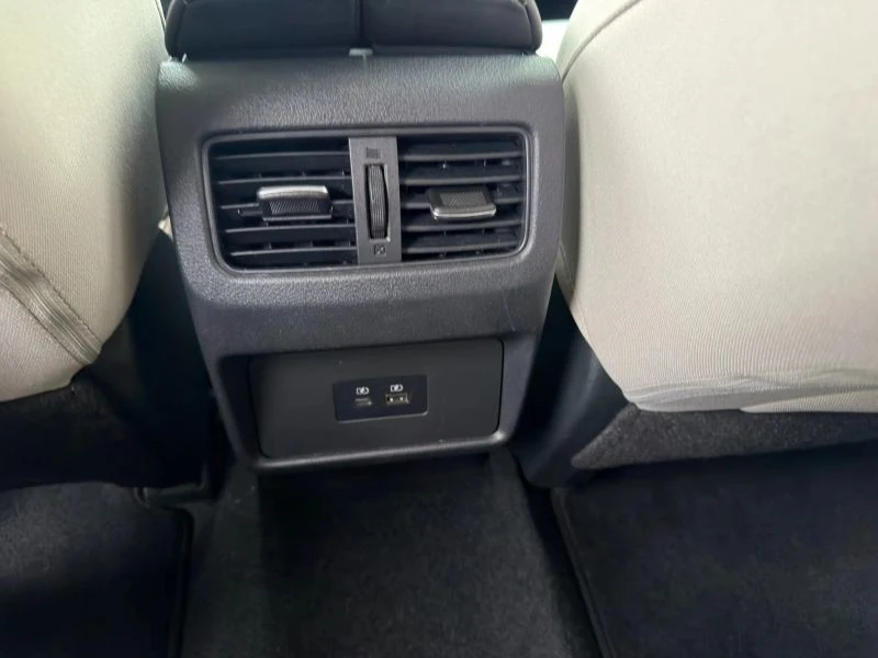 2021 Nissan Rogue - Image 11 of 12