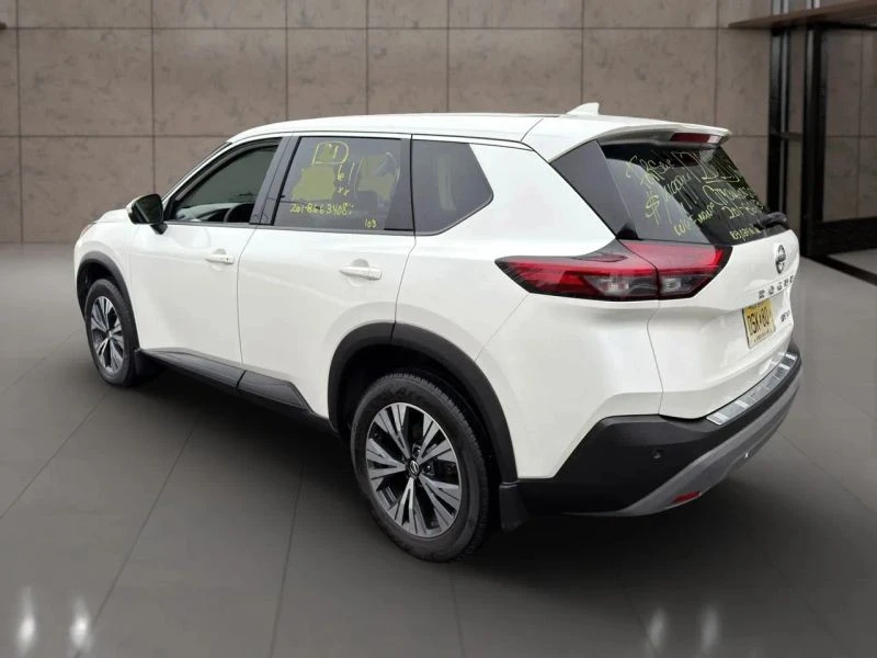 2021 Nissan Rogue - Image 9 of 12