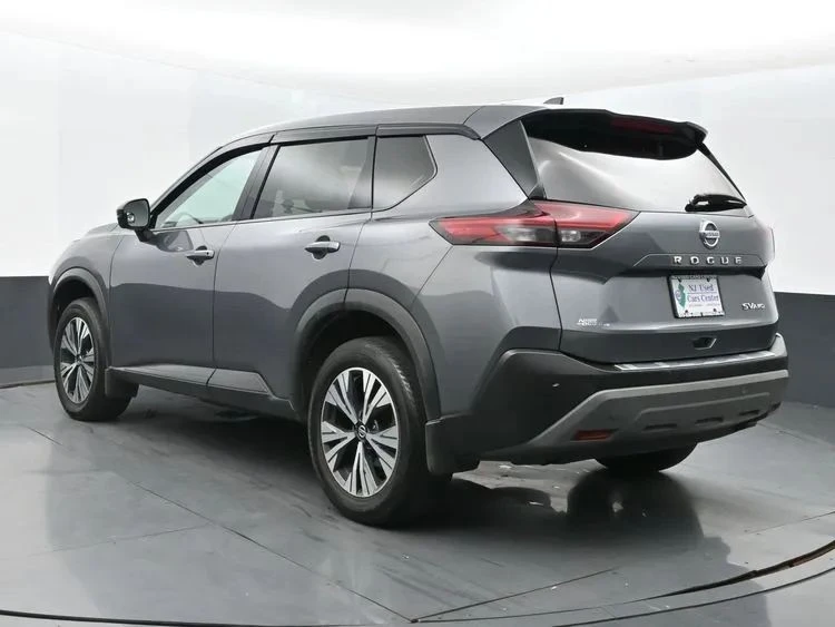 2021 Nissan Rogue - Image 9 of 12