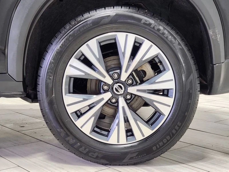 2021 Nissan Rogue - Image 9 of 12