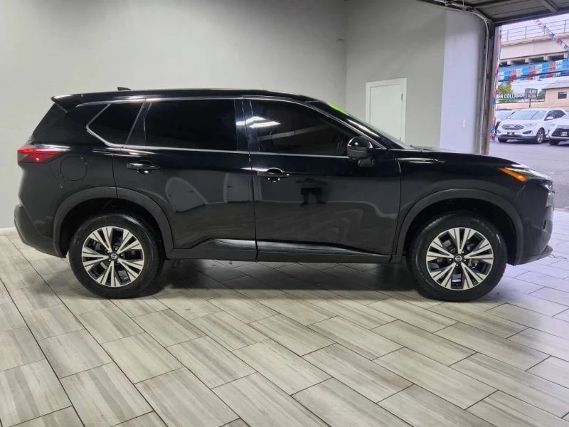 2021 Nissan Rogue - Image 6 of 12