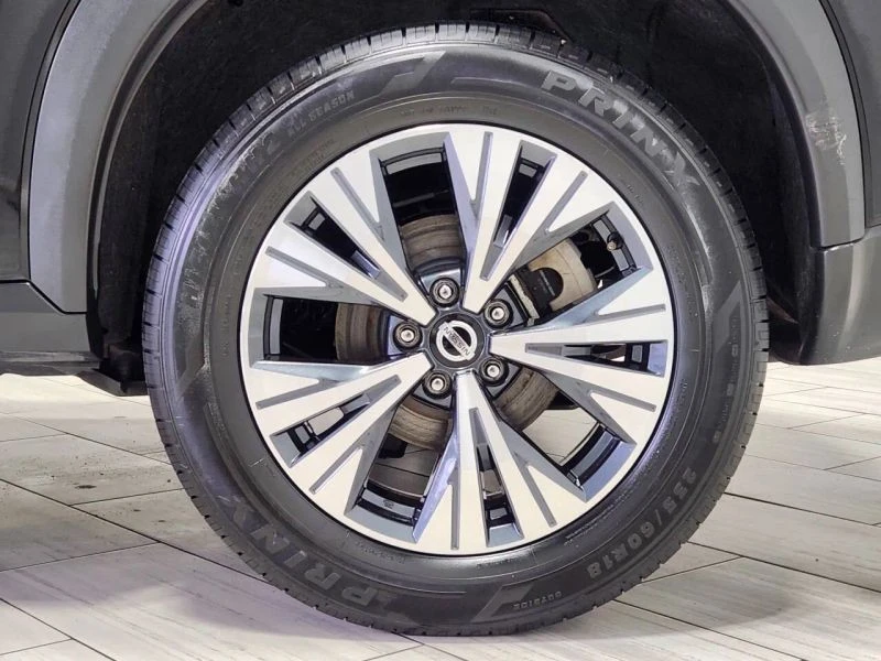 2021 Nissan Rogue - Image 9 of 12