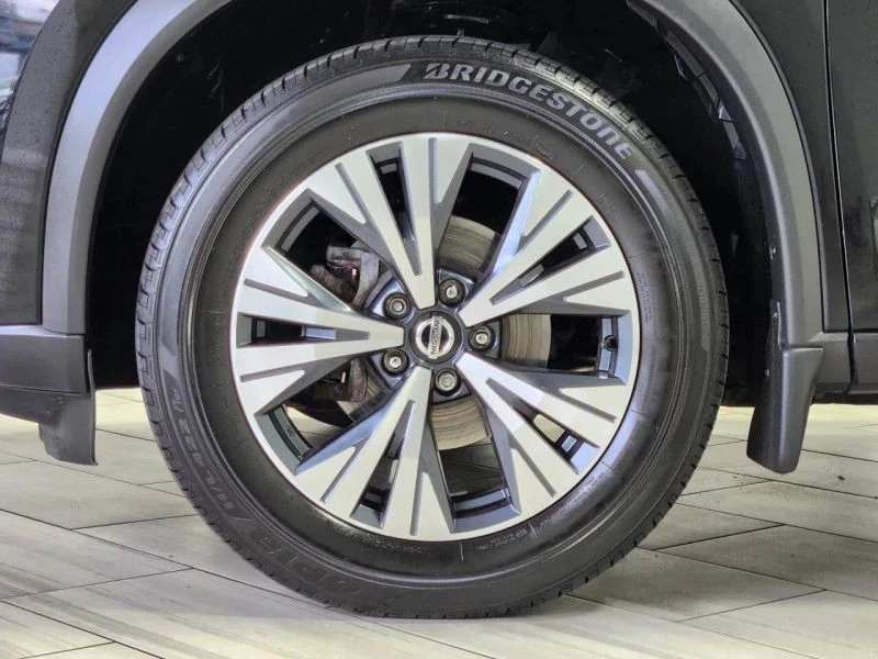 2021 Nissan Rogue - Image 9 of 12