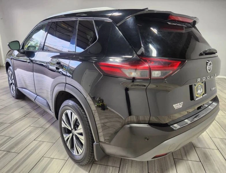 2021 Nissan Rogue - Image 3 of 12