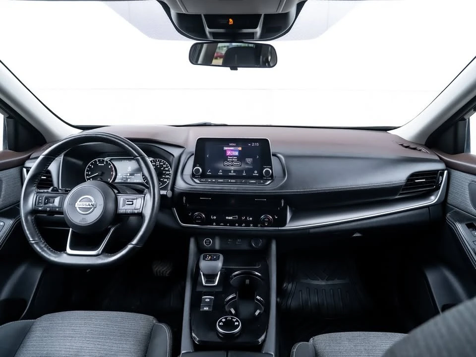 2021 Nissan Rogue - Image 10 of 20