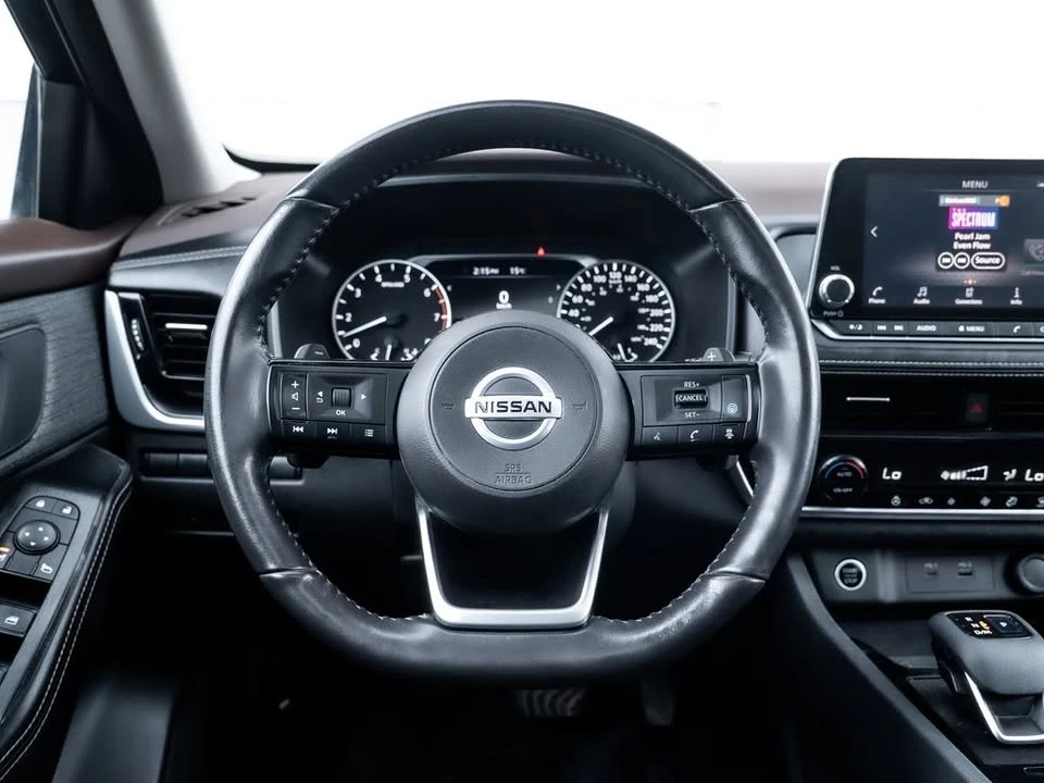 2021 Nissan Rogue - Image 11 of 20