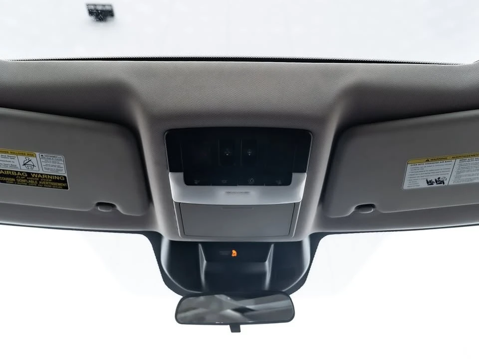 2021 Nissan Rogue - Image 16 of 20