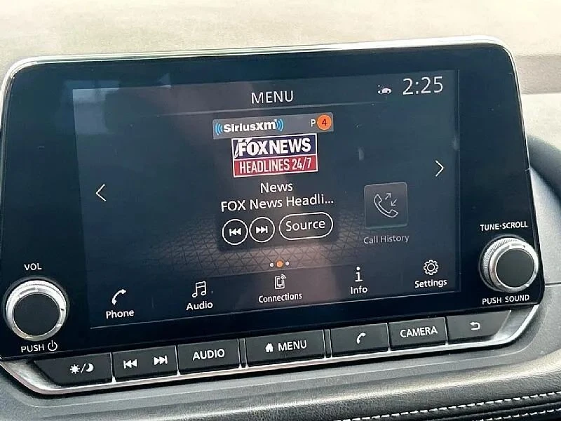 2021 Nissan Rogue - Image 9 of 12