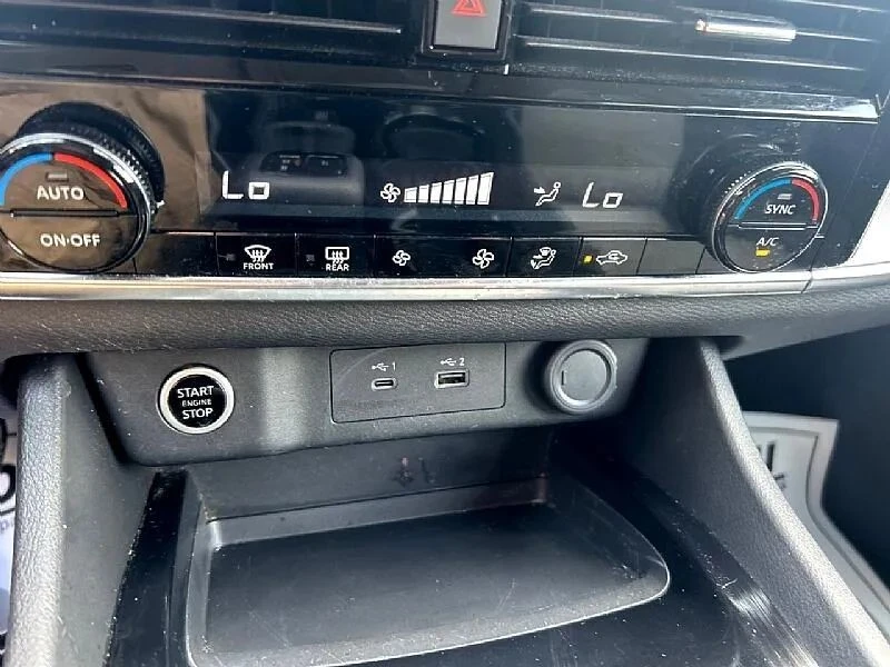 2021 Nissan Rogue - Image 11 of 12