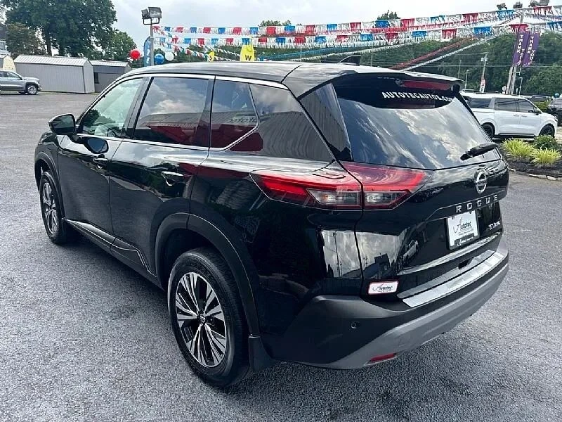2021 Nissan Rogue - Image 3 of 12
