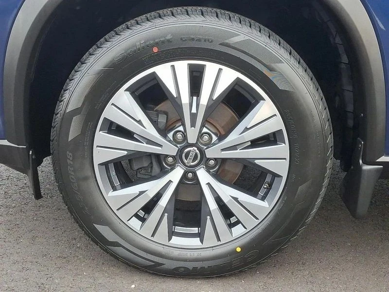 2021 Nissan Rogue - Image 8 of 12
