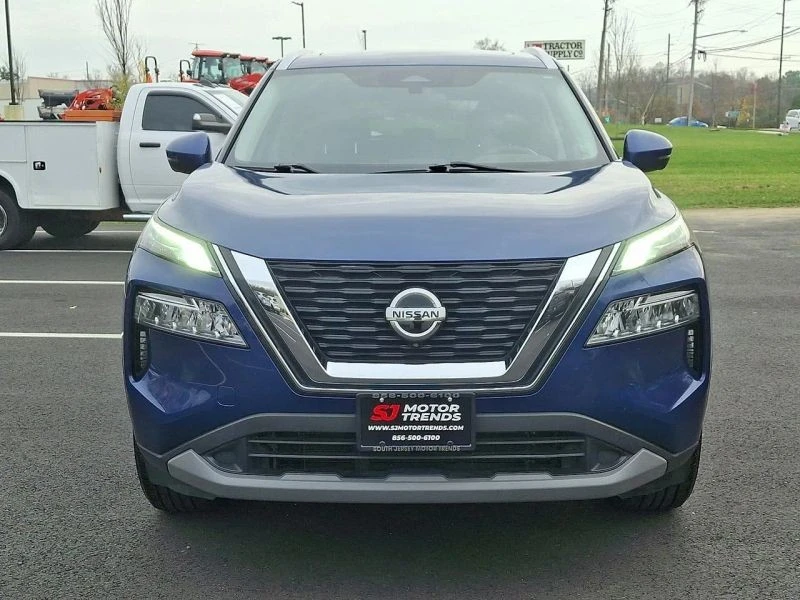 2021 Nissan Rogue - Image 2 of 12