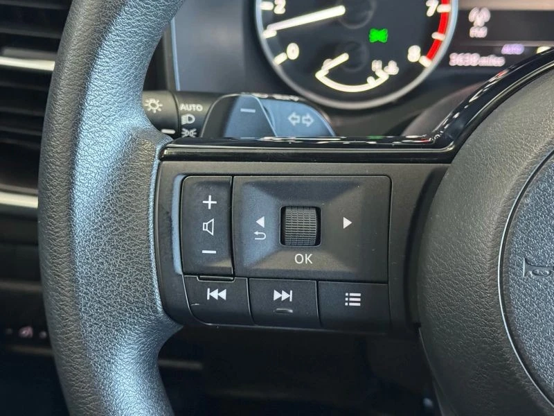 2021 Nissan Rogue - Image 12 of 12