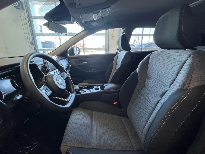 2021 Nissan Rogue - Image 8 of 12