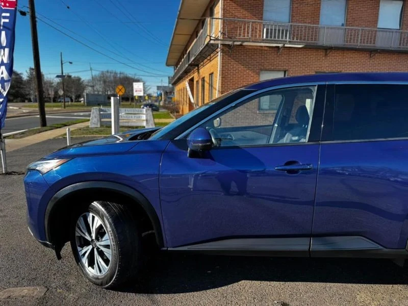 2021 Nissan Rogue - Image 6 of 12