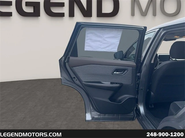 2021 Nissan Rogue - Image 13 of 21