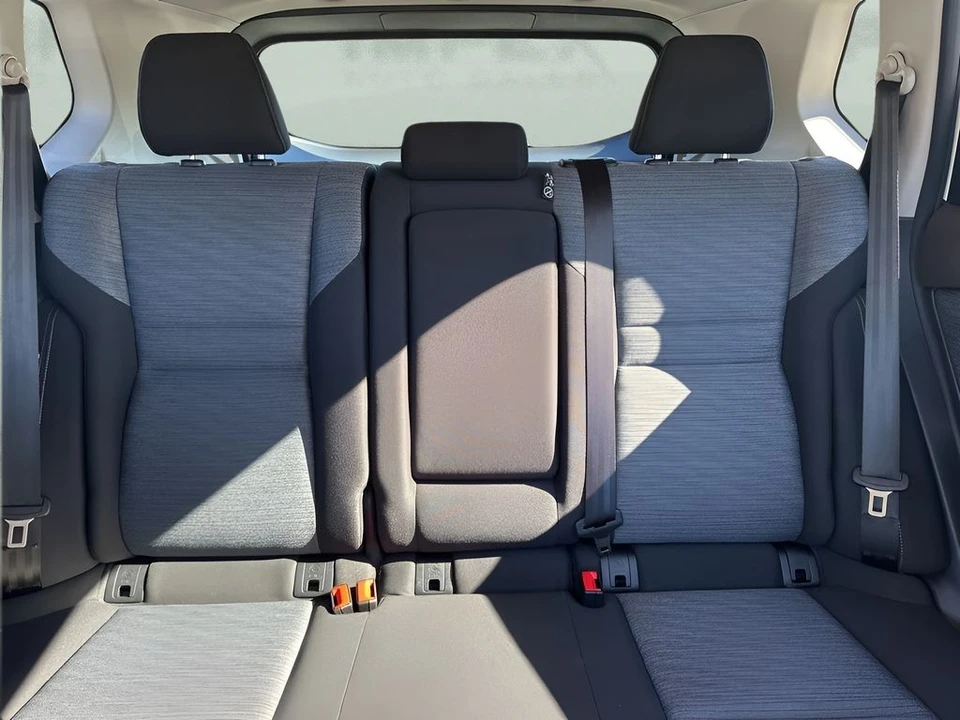 2021 Nissan Rogue - Image 11 of 12