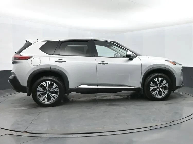 2021 Nissan Rogue - Image 4 of 12