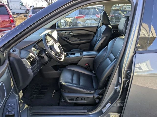 2021 Nissan Rogue - Image 9 of 21