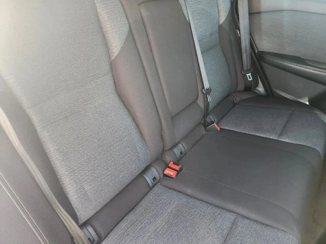 2021 Nissan Rogue - Image 23 of 31