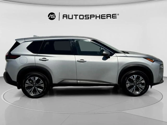 2021 Nissan Rogue - Image 11 of 21