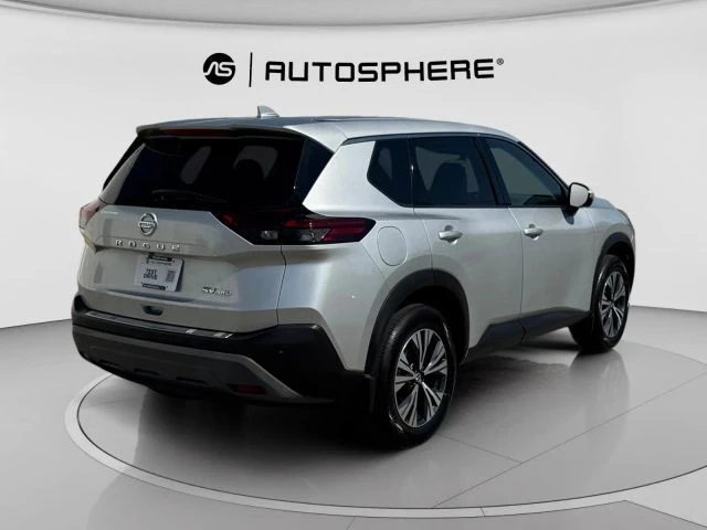 2021 Nissan Rogue - Image 10 of 21