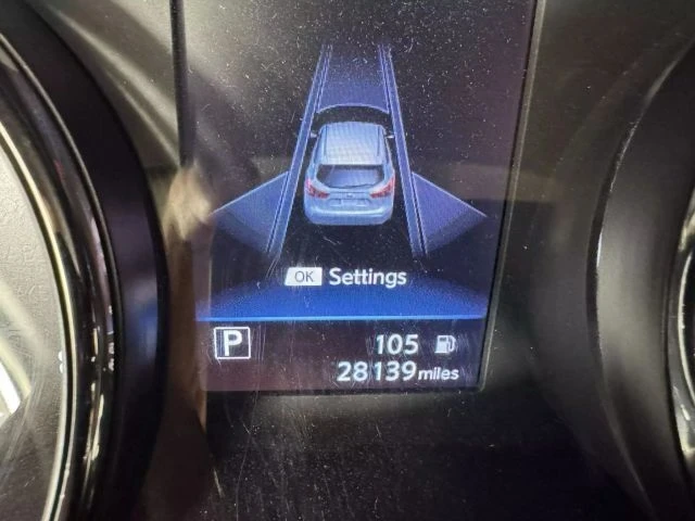2021 Nissan Rogue - Image 15 of 21