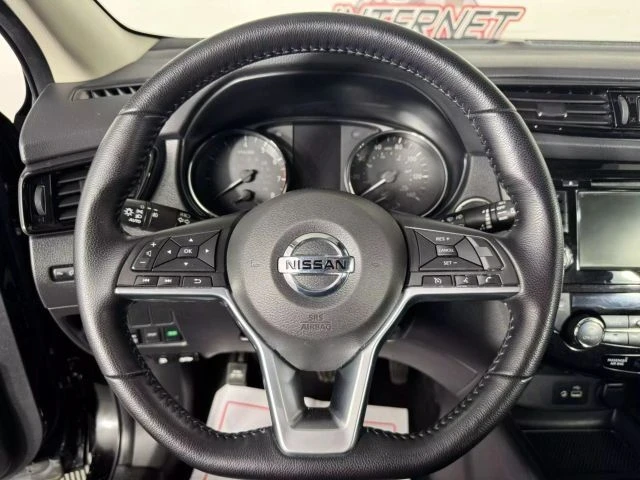 2021 Nissan Rogue - Image 13 of 21