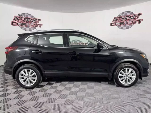 2021 Nissan Rogue - Image 8 of 12