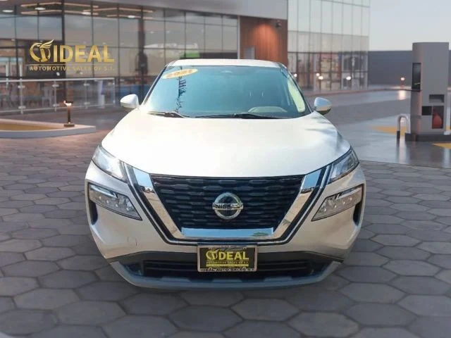 2021 Nissan Rogue - Image 2 of 15