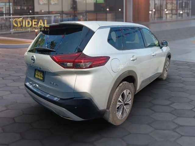 2021 Nissan Rogue - Image 11 of 15