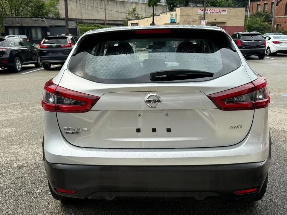 2021 Nissan Rogue - Image 4 of 15