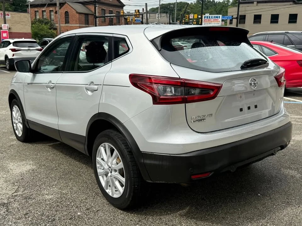2021 Nissan Rogue - Image 3 of 15