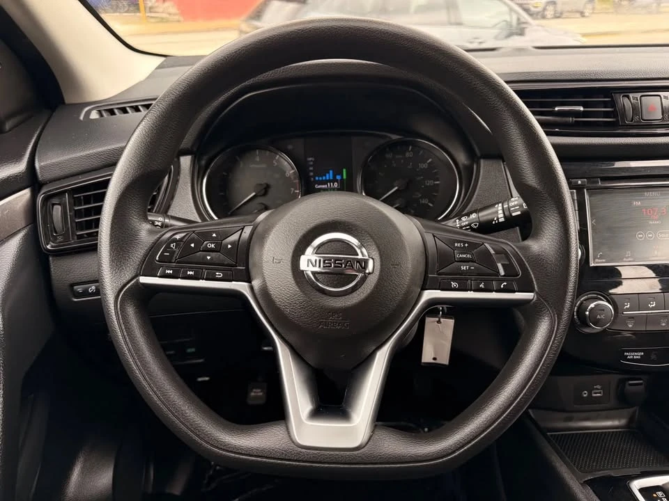 2021 Nissan Rogue - Image 12 of 15
