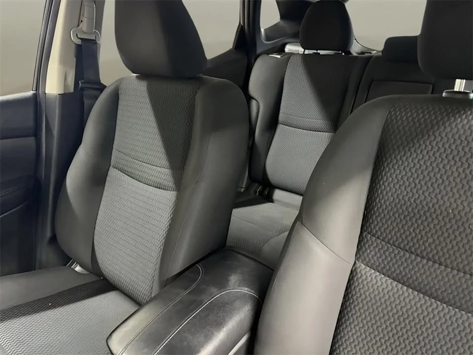 2021 Nissan Rogue - Image 6 of 7