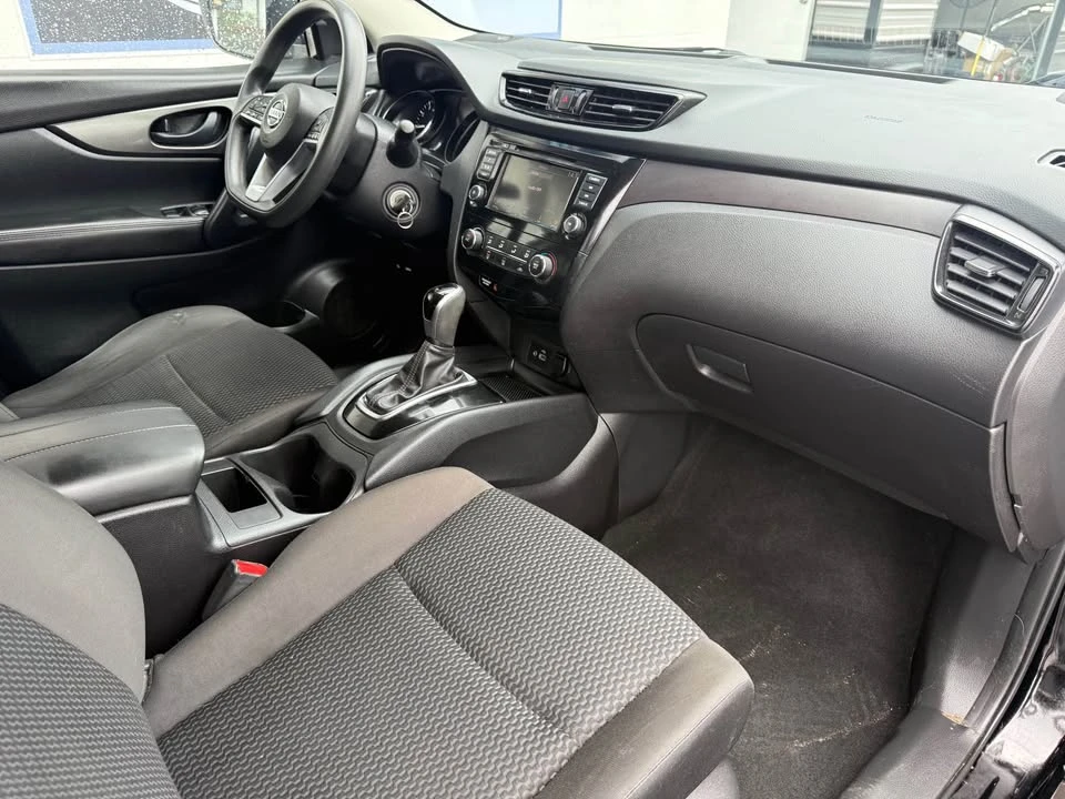2021 Nissan Rogue - Image 18 of 18