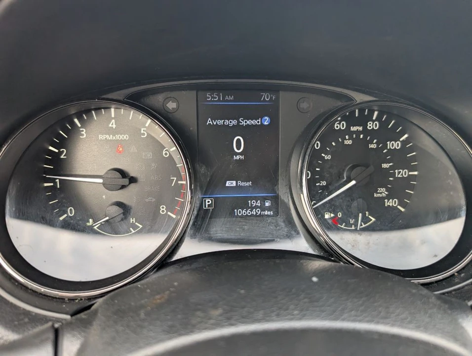 2021 Nissan Rogue - Image 15 of 21
