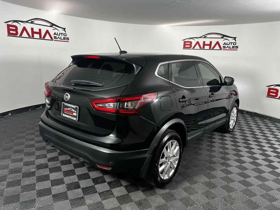 2021 Nissan Rogue - Image 8 of 21
