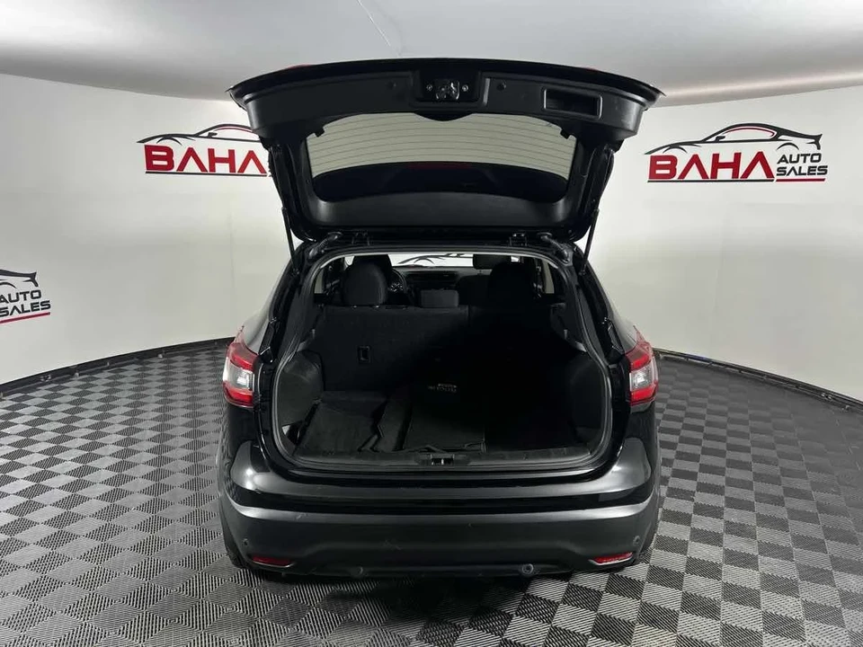 2021 Nissan Rogue - Image 7 of 21