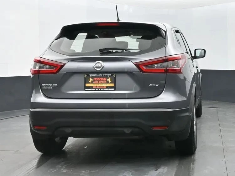 2021 Nissan Rogue - Image 8 of 12