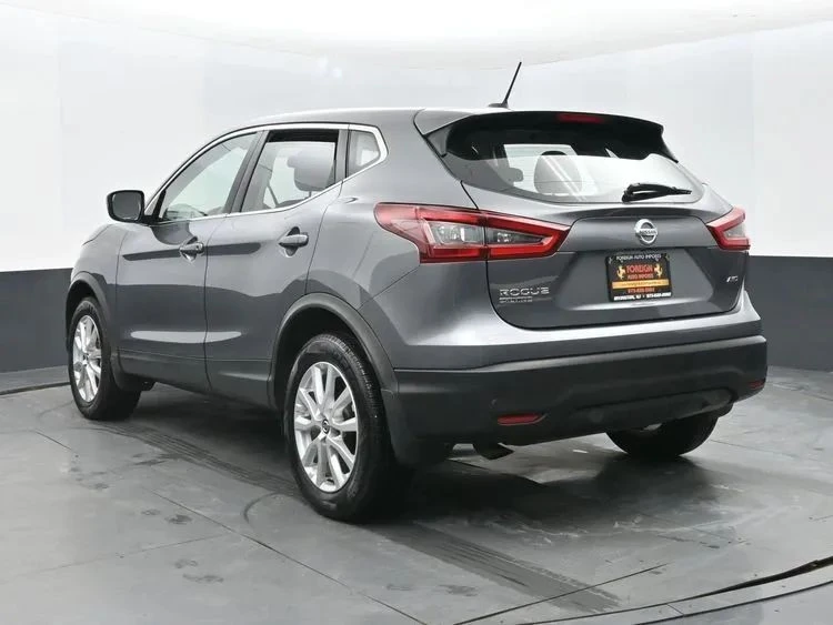 2021 Nissan Rogue - Image 9 of 12