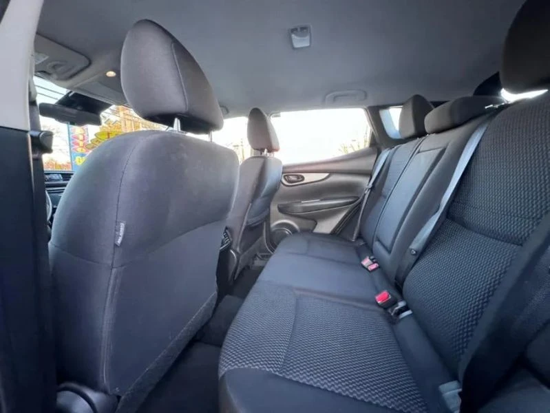 2021 Nissan Rogue - Image 9 of 12