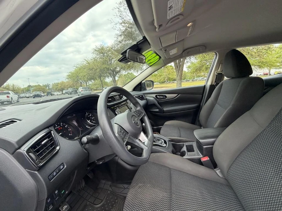 2021 Nissan Rogue - Image 6 of 21