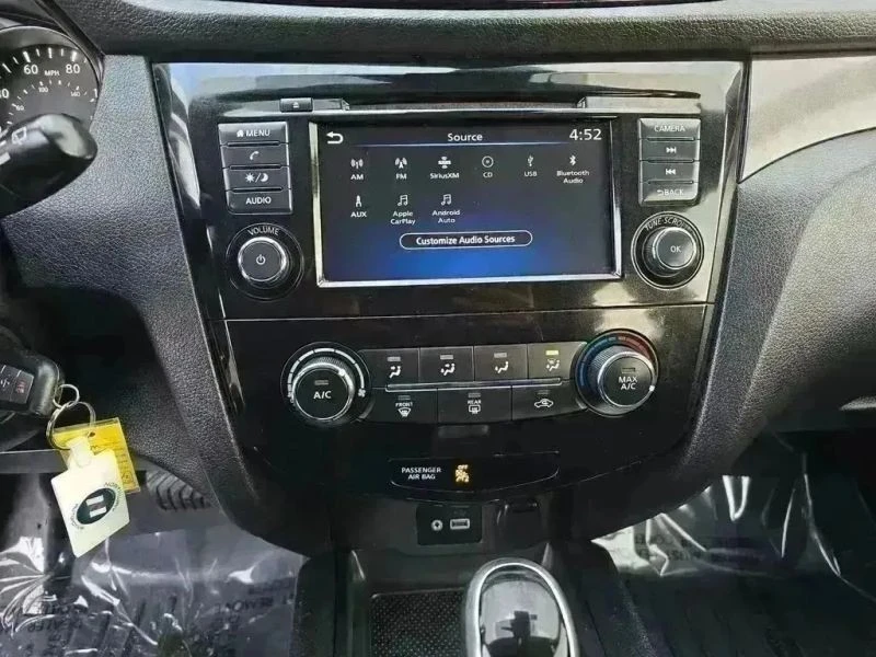 2021 Nissan Rogue - Image 11 of 12