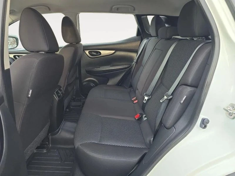 2021 Nissan Rogue - Image 2 of 12