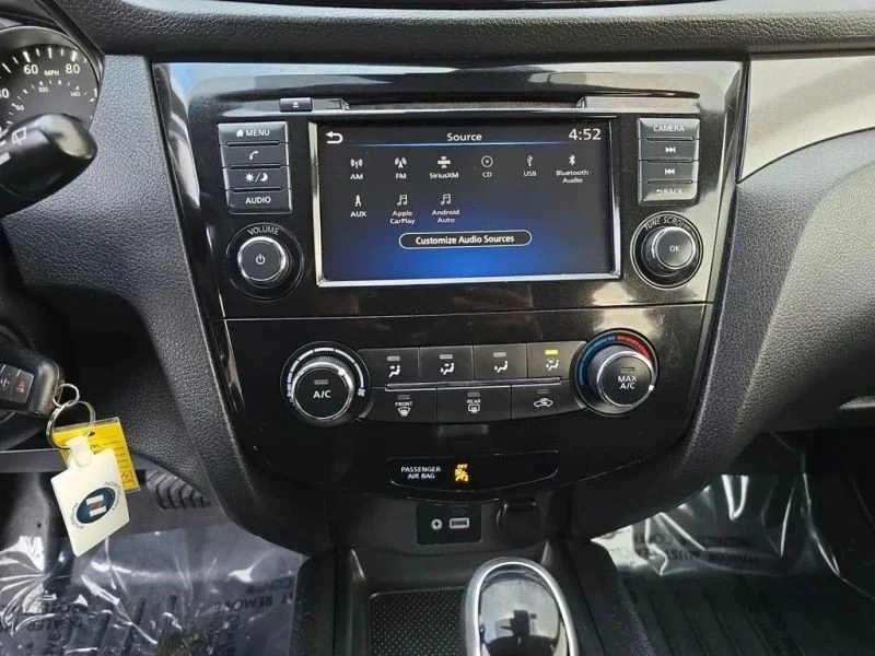 2021 Nissan Rogue - Image 11 of 12