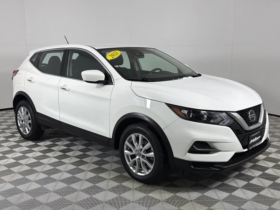 2021 Nissan Rogue - Image 3 of 12