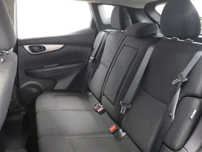 2021 Nissan Rogue - Image 11 of 12