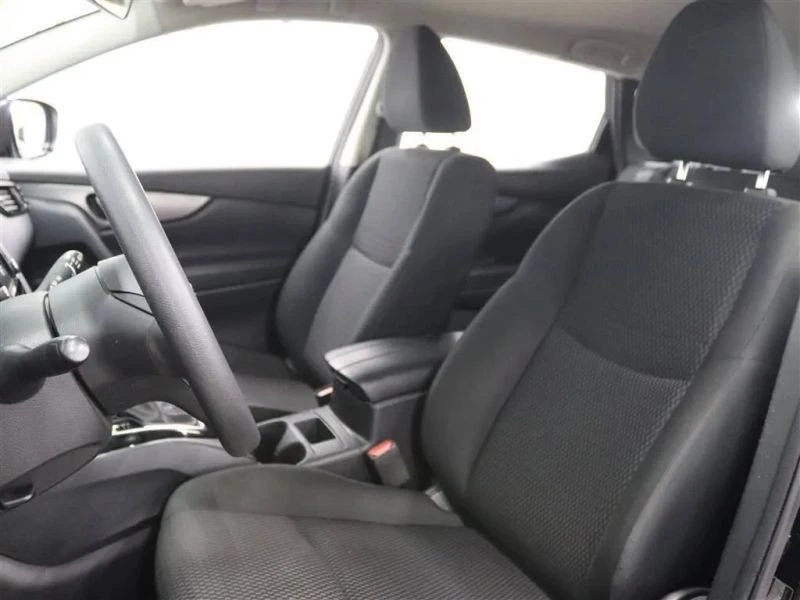 2021 Nissan Rogue - Image 9 of 12