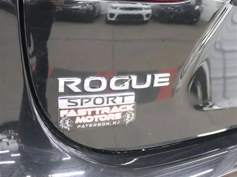 2021 Nissan Rogue - Image 7 of 12